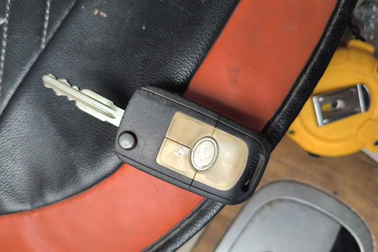 Used Buick Excelle 2015 1.5L Automatic Classic Model Vehicle Key