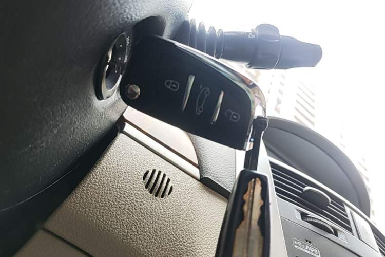 Used Buick Excelle 2015 1.5L Manual Classic Trim Vehicle Key
