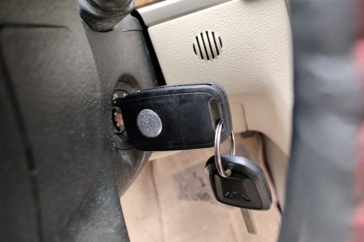 Used Buick Excelle 2015 1.5L Automatic Classic Model Vehicle Key