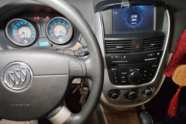 Used Buick Excelle 2015 1.5L Automatic Classic Model Audio And AC Panel