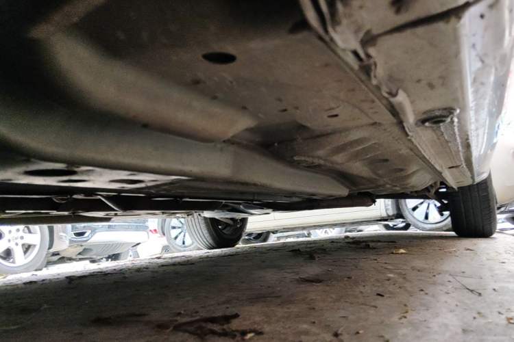 Used Buick Excelle 2015 1.5L Automatic Classic Model Chassis Front Left