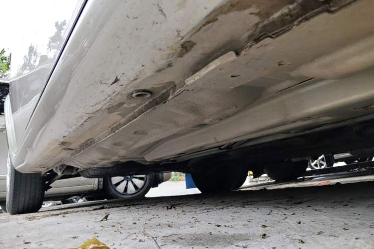 Used Buick Excelle 2015 1.5L Automatic Classic Model Chassis Front Right