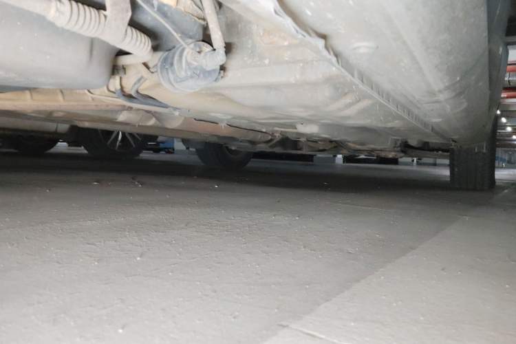 Used Buick Excelle 2015 1.5L Automatic Classic Model Chassis Rear Right