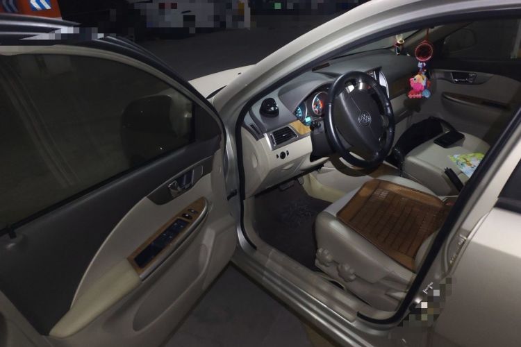 Used Buick Excelle 2015 1.5L Automatic Classic Model Driver Seat