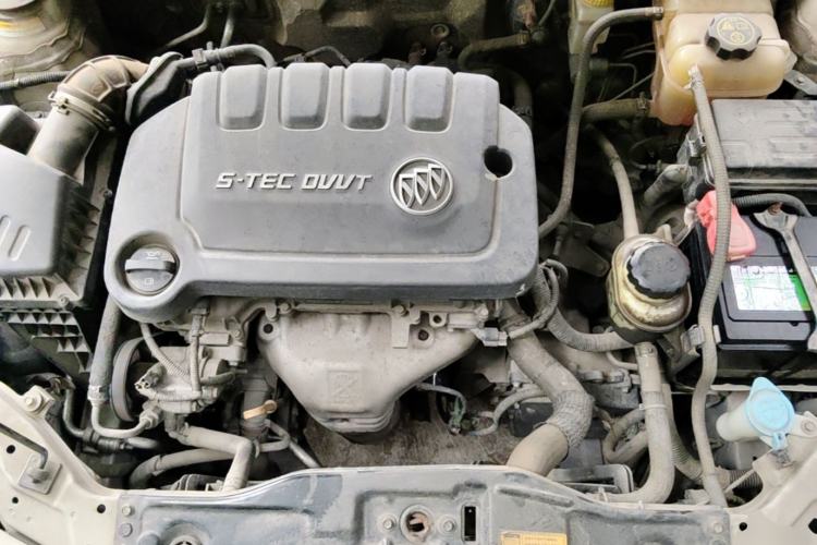 Used Buick Excelle 2015 1.5L Automatic Classic Model Engine Bay