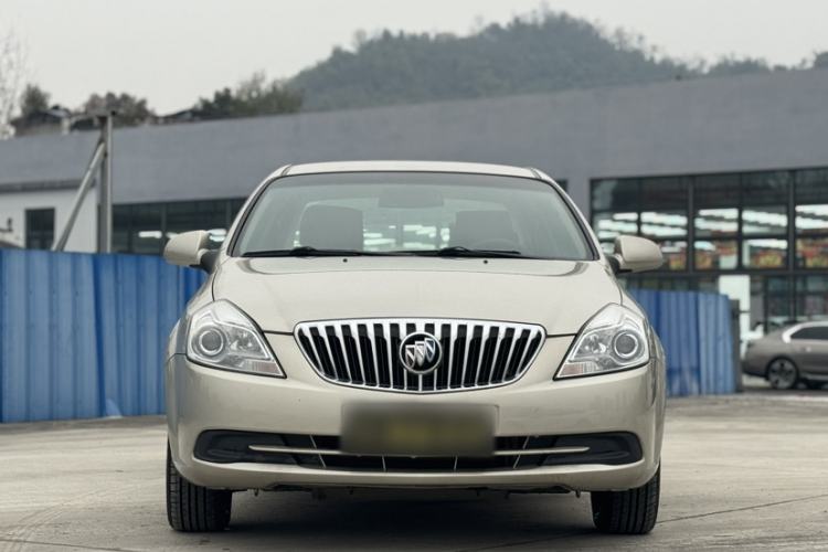 Used Buick Excelle 2015 1.5L Automatic Classic Model Exterior 3