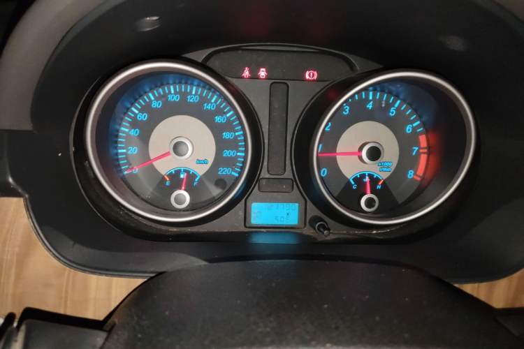 Used Buick Excelle 2015 1.5L Automatic Classic Model Instrument Cluster
