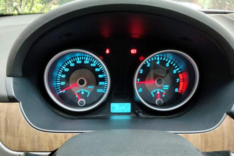 Used Buick Excelle 2015 1.5L Automatic Classic Model Instrument Cluster