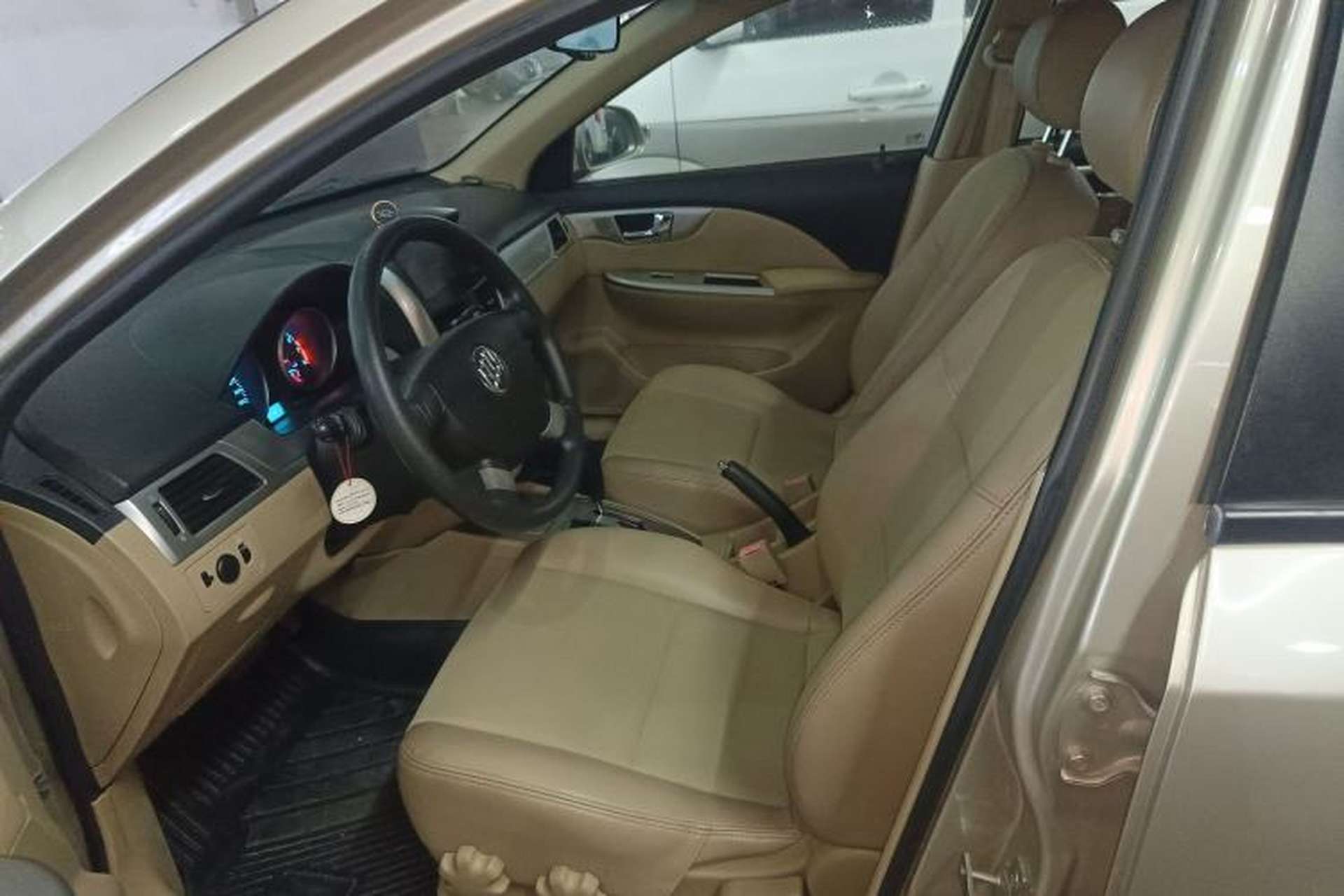 Used Buick Excelle 2015 1.5L Automatic Classic Model Left Front Seat