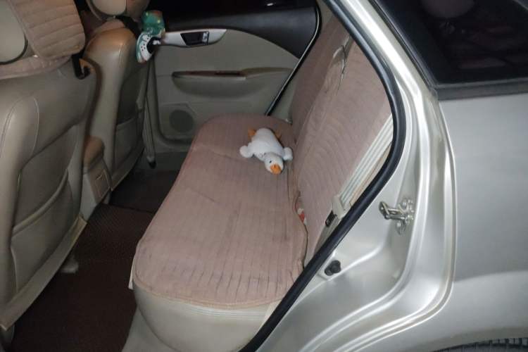 Used Buick Excelle 2015 1.5L Automatic Classic Model Left Rear Seat