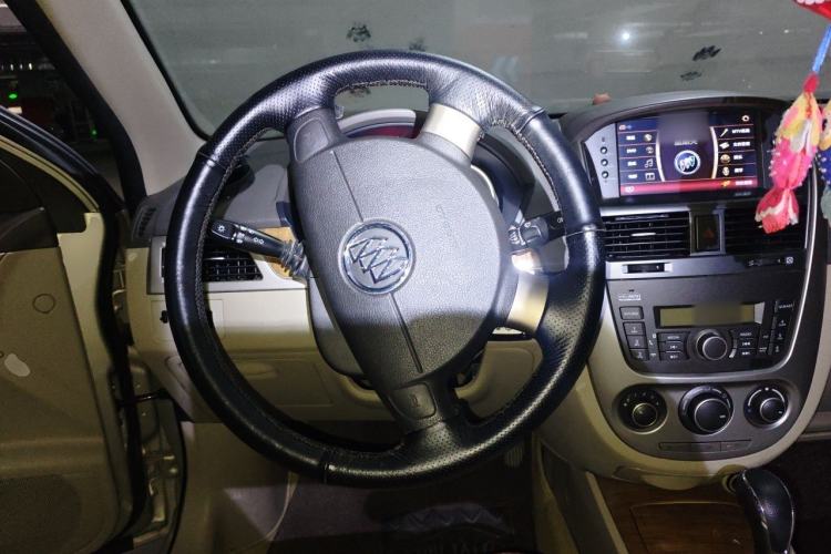 Used Buick Excelle 2015 1.5L Automatic Classic Model Steering Wheel