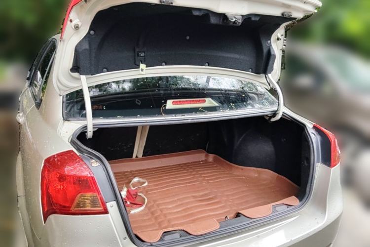 Used Buick Excelle 2015 1.5L Automatic Classic Model Trunk