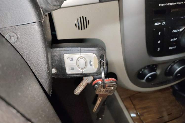 Used Buick Excelle 2015 1.5L Automatic Classic Model Vehicle Key
