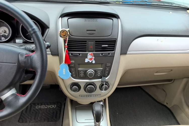 Used Buick Excelle 2015 1.5L Automatic Classic Model Audio And AC Panel