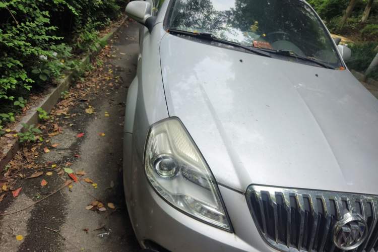 Used Buick Excelle 2015 1.5L Automatic Classic Model Right Front Headlight