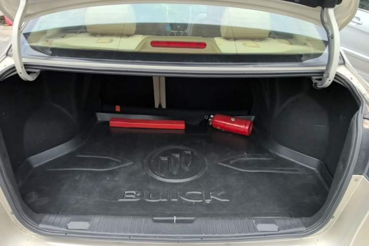 Used Buick Excelle 2015 1.5L Automatic Classic Model Trunk