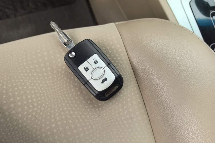 Used Buick Excelle 2015 1.5L Automatic Classic Model Vehicle Key