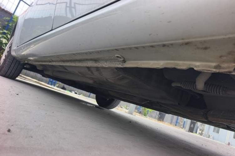 Used Buick Excelle 2015 1.5L Automatic Classic Model Chassis Rear Left