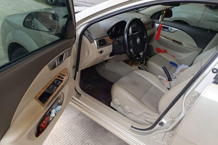 Used Buick Excelle 2015 1.5L Automatic Classic Model Driver Seat
