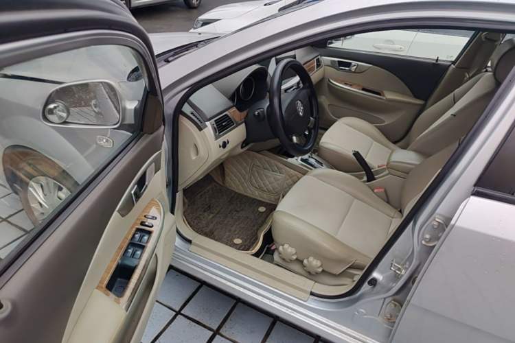Used Buick Excelle 2015 1.5L Automatic Classic Model Driver Seat