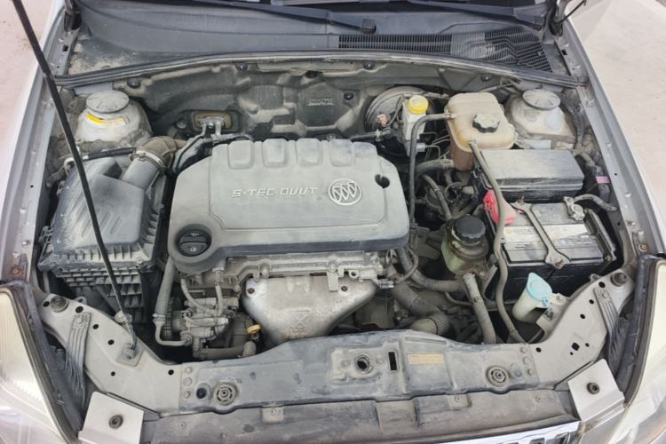 Used Buick Excelle 2015 1.5L Automatic Classic Model Engine Bay