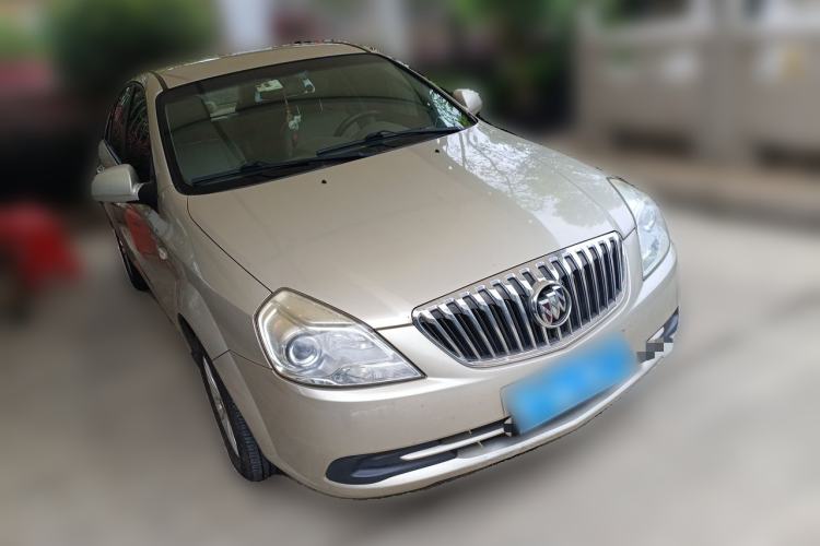 Used Buick Excelle 2015 1.5L Automatic Classic Model Front Right 45 Deg