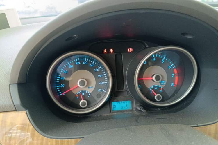 Used Buick Excelle 2015 1.5L Automatic Classic Model Instrument Cluster