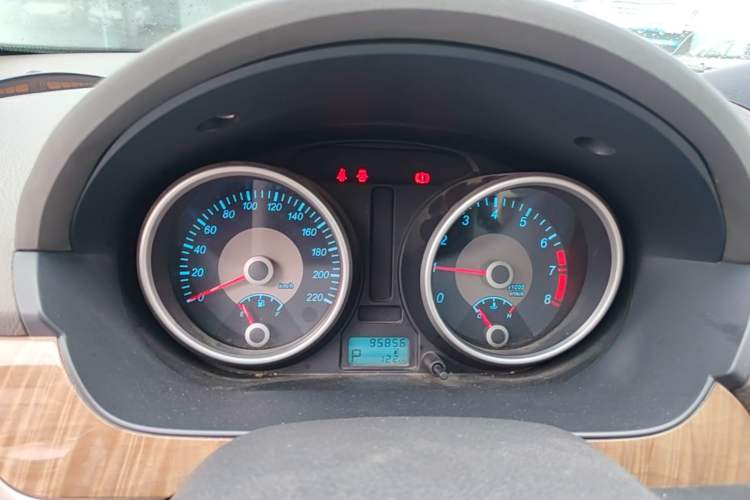 Used Buick Excelle 2015 1.5L Automatic Classic Model Instrument Cluster