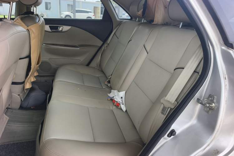 Used Buick Excelle 2015 1.5L Automatic Classic Model Left Rear Seat