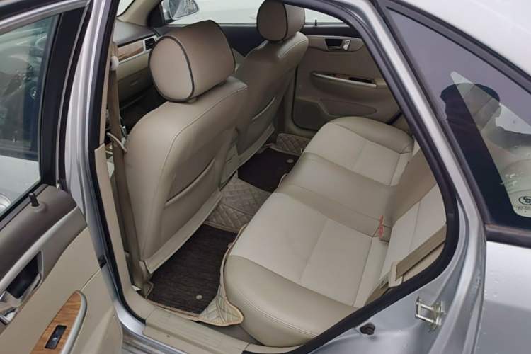 Used Buick Excelle 2015 1.5L Automatic Classic Model Left Rear Seat