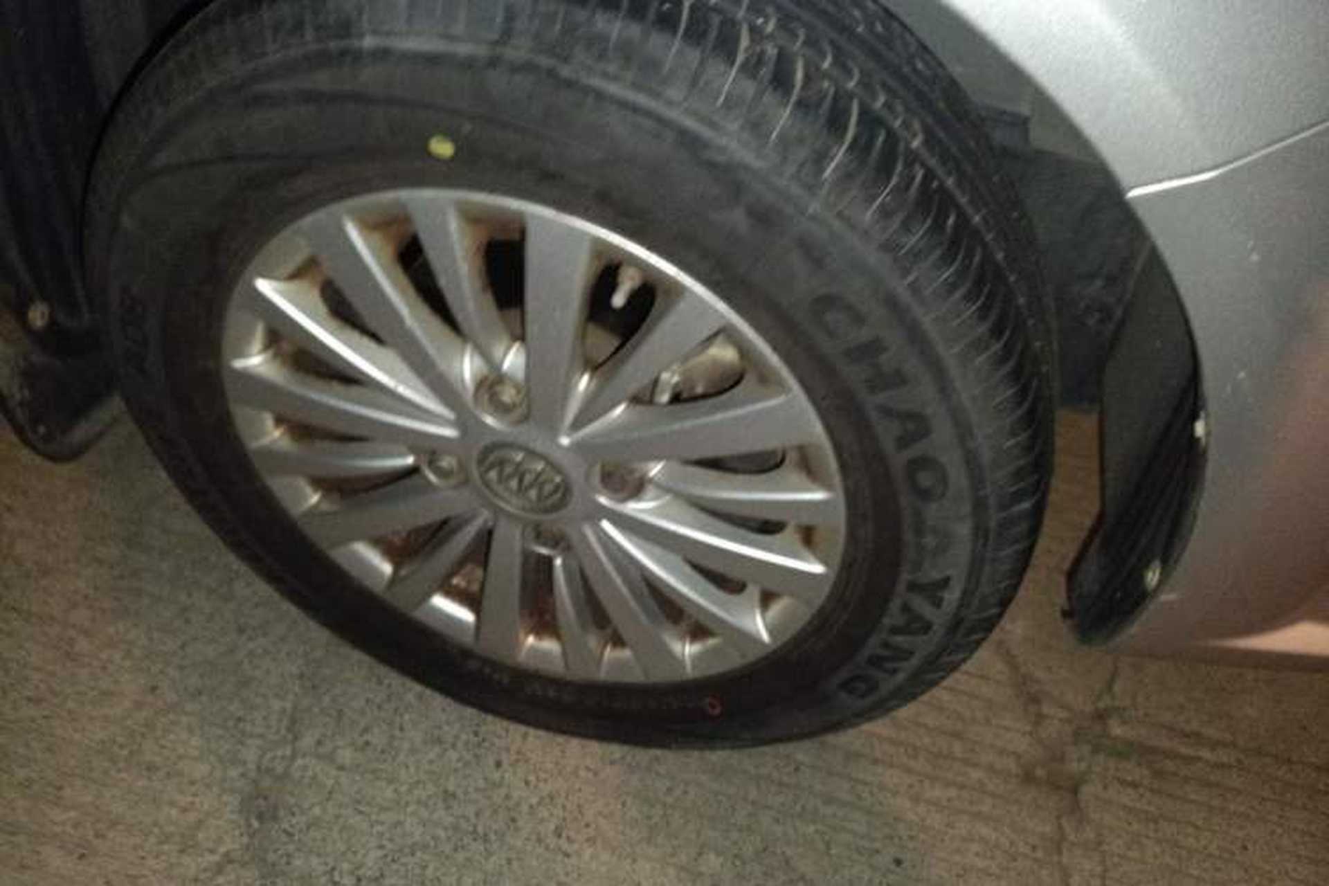 Used Buick Excelle 2015 1.5L Manual Classic Trim Right Front Wheel Hub