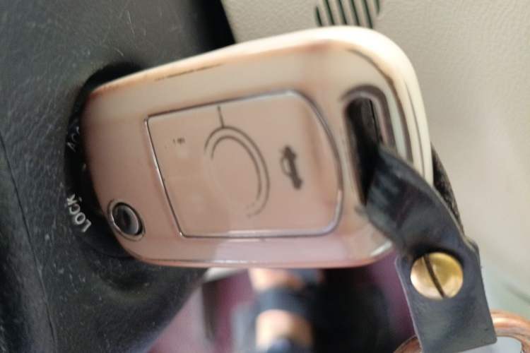 Used Buick Excelle 2015 1.5L Automatic Classic Model Vehicle Key
