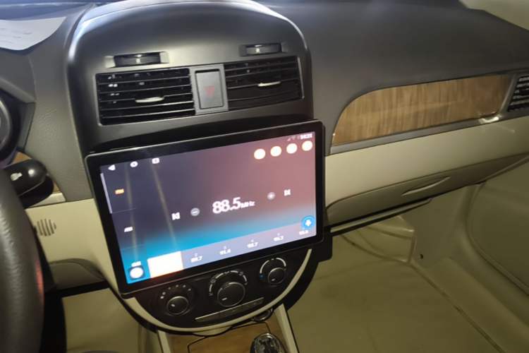 Used Buick Excelle 2015 1.5L Automatic Classic Model Audio And AC Panel