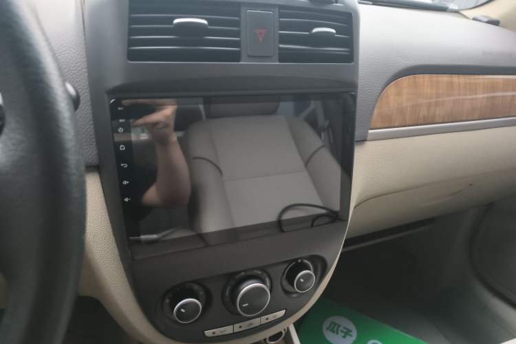 Used Buick Excelle 2015 1.5L Automatic Classic Model Audio And AC Panel