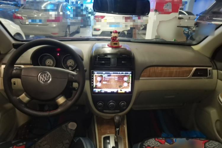 Used Buick Excelle 2015 1.5L Automatic Classic Model Center Console