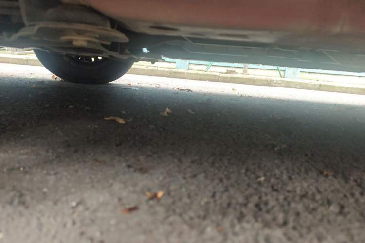 Used Buick Excelle 2015 1.5L Automatic Classic Model Chassis Front Left