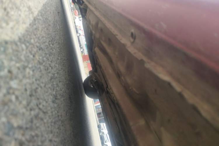 Used Buick Excelle 2015 1.5L Manual Classic Trim Chassis Front Right