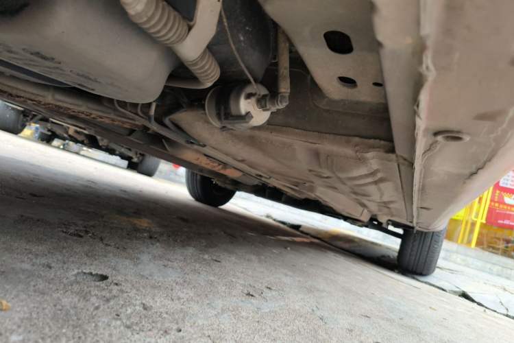 Used Buick Excelle 2015 1.5L Automatic Classic Model Chassis Rear Right