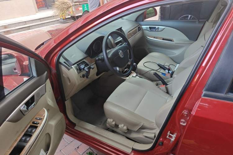 Used Buick Excelle 2015 1.5L Automatic Classic Model Driver Seat