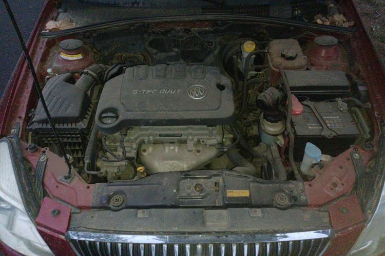 Used Buick Excelle 2015 1.5L Manual Classic Trim Engine Bay