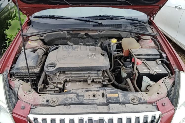 Used Buick Excelle 2015 1.5L Manual Classic Trim Engine Bay