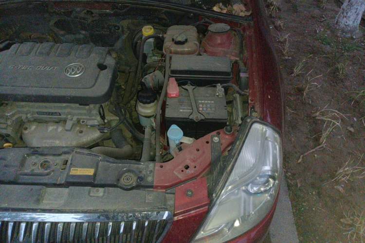 Used Buick Excelle 2015 1.5L Manual Classic Trim Engine Bay Left