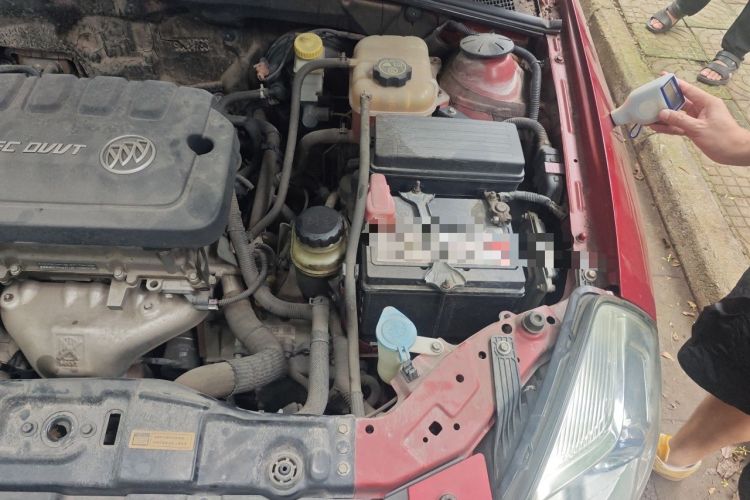 Used Buick Excelle 2015 1.5L Automatic Classic Model Engine Bay Left