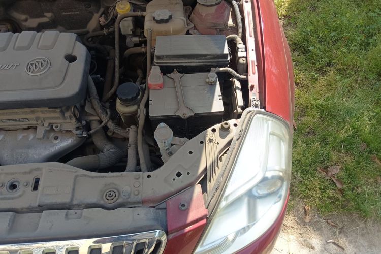 Used Buick Excelle 2015 1.5L Automatic Classic Model Engine Bay Left