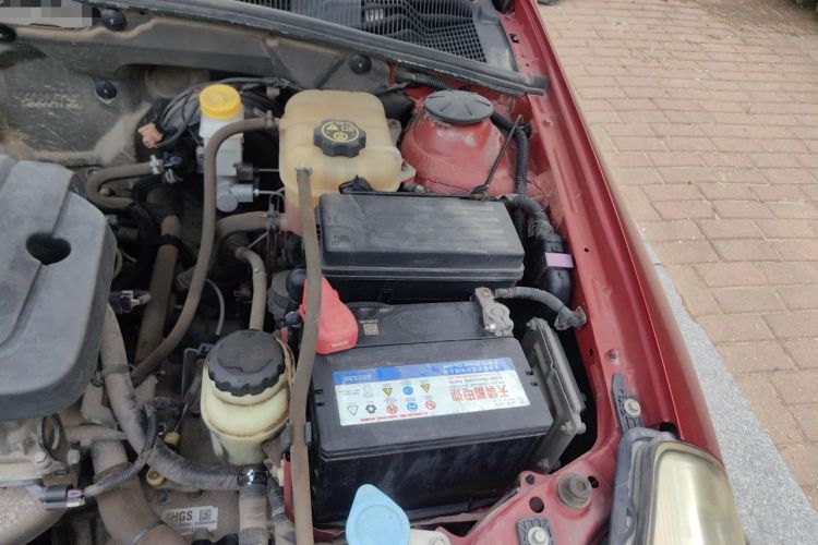 Used Buick Excelle 2015 1.5L Automatic Classic Model Engine Bay Left