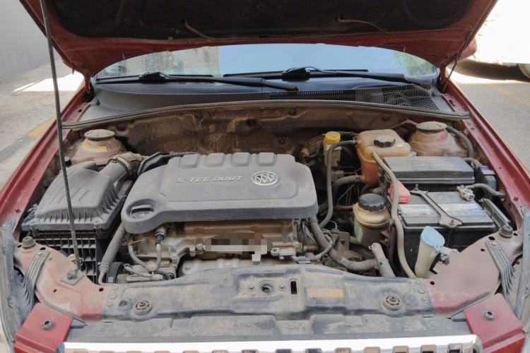 Used Buick Excelle 2015 1.5L Automatic Classic Model Engine Bay