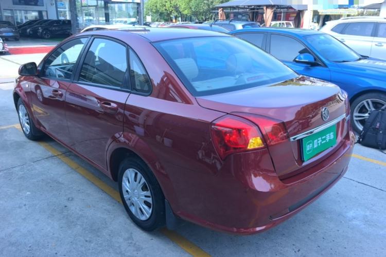 Used Buick Excelle 2015 1.5L Automatic Classic Model Exterior 2