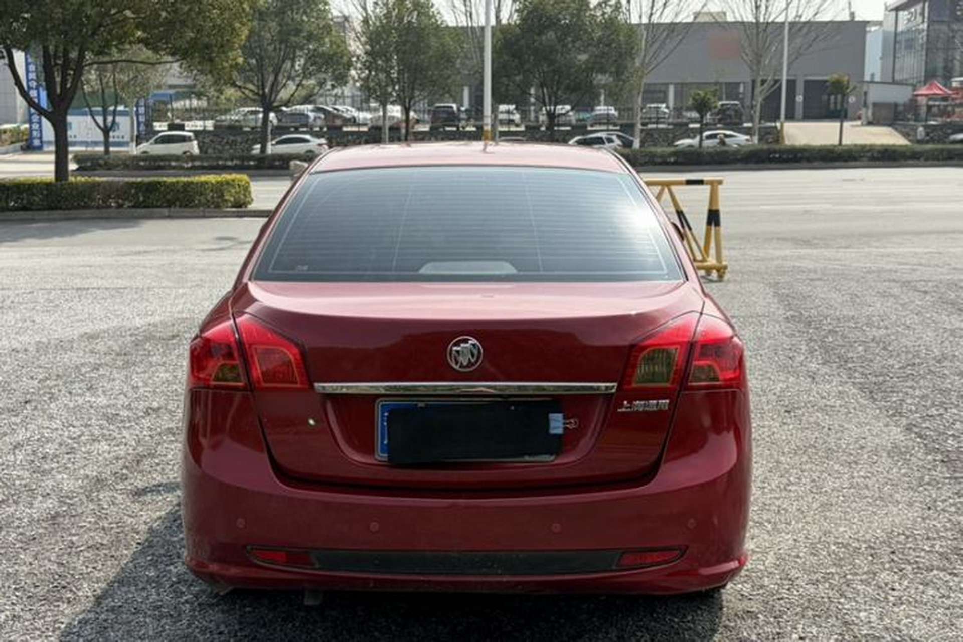 Used Buick Excelle 2015 1.5L Automatic Classic Model Exterior 5