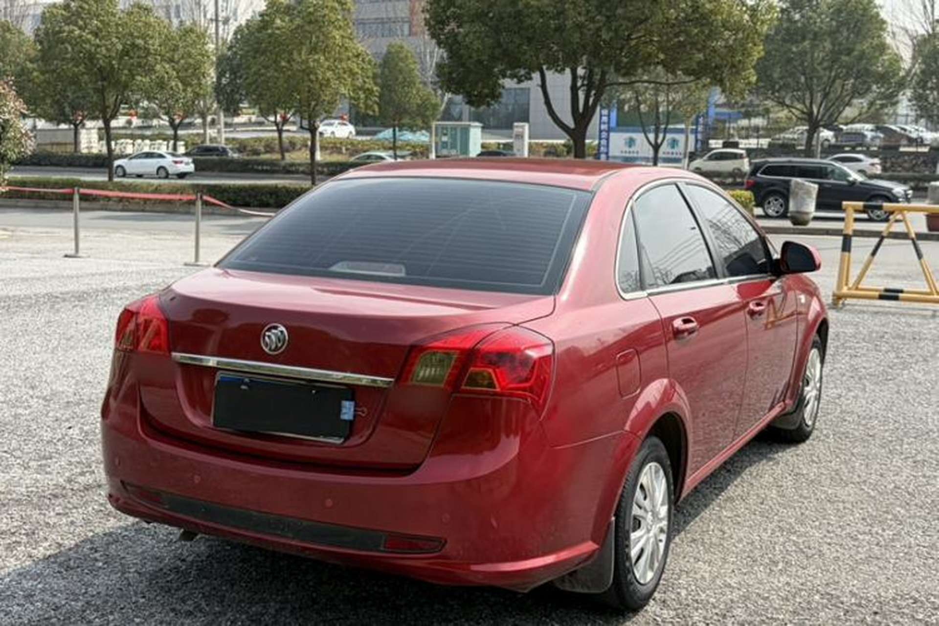 Used Buick Excelle 2015 1.5L Automatic Classic Model Exterior 6