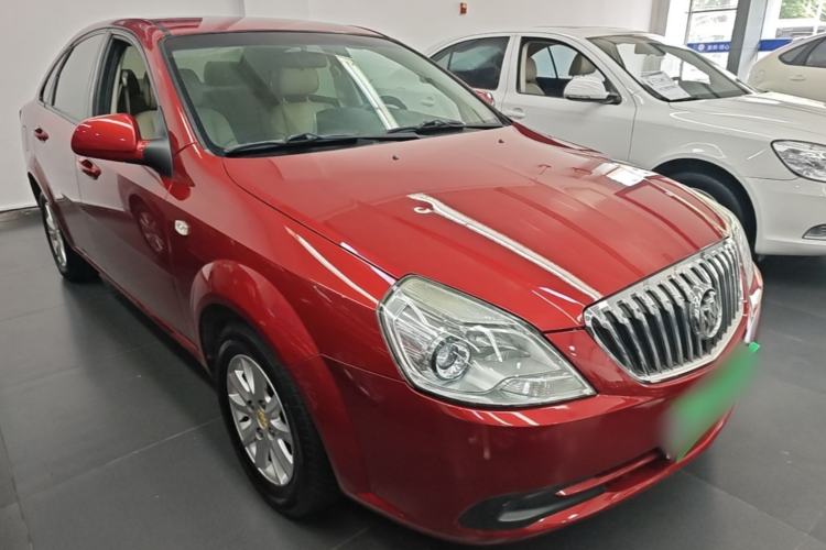 Used Buick Excelle 2015 1.5L Automatic Classic Model Front Right 45 Deg
